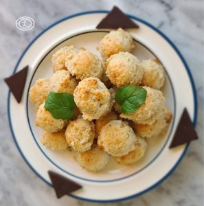 Plain Dairy-Free Marzipan Macaroon Cookies